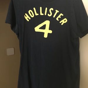 Hollister navy blue tee